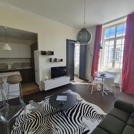 Zeina, 2 Pieces Confortables Et Raffinees, Wifi, Hypercentre *