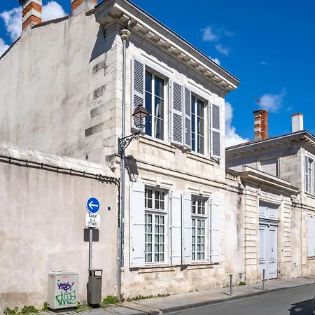 Zeina, 2 Pieces Confortables Et Raffinees, Wifi, Hypercentre * La Rochelle (Charente-Maritime)