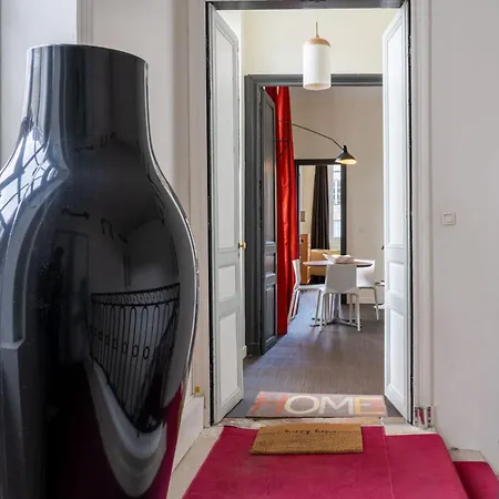 Apartment Zeina, 2 Pieces Confortables Et Raffinees, Wifi, Hypercentre